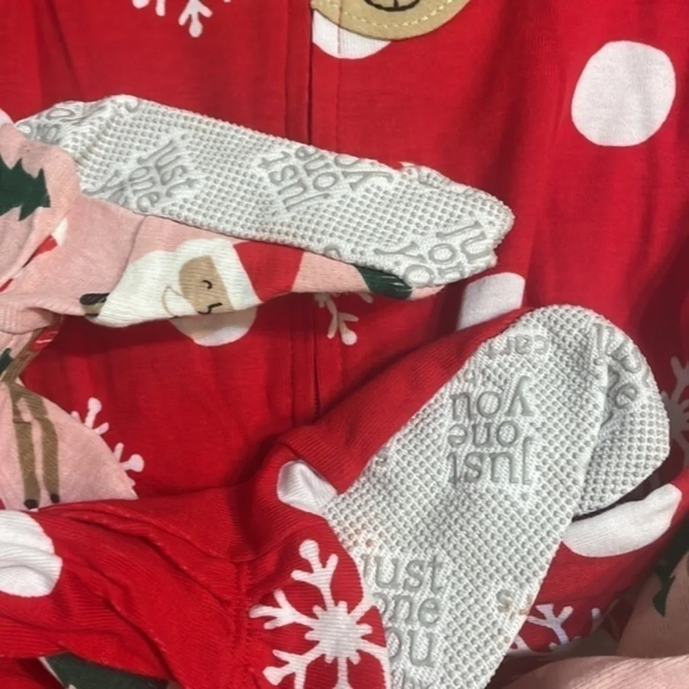 Carter’s pajama set reindeer girls footed long sleeve red pink Santa pjs NWT 18M